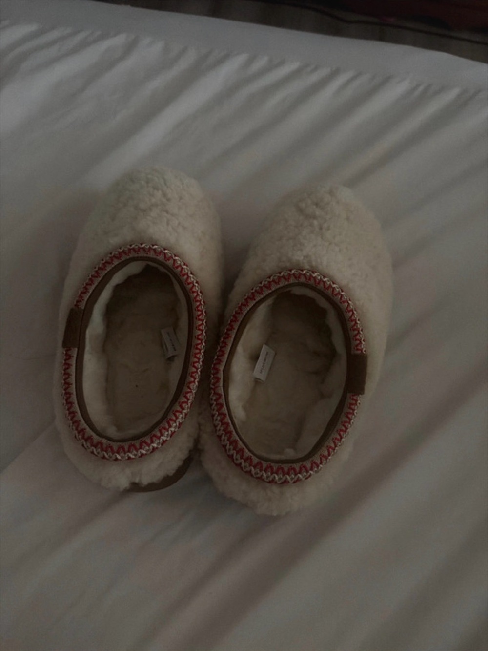 Sherpa UGG Tasman Slippers Size 7